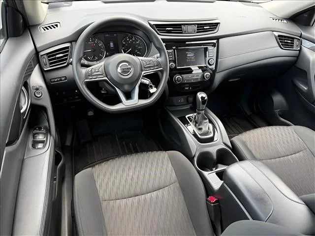 Used 2019 Gray Nissan S image 14