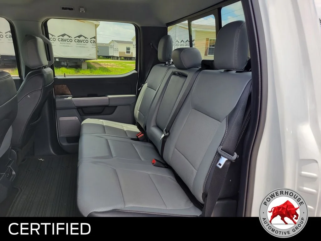 Used 2022 White Ford Lariat image 15