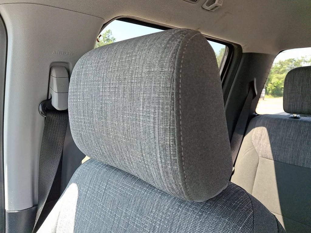 Used 2023 Silver Ford XLT image 18