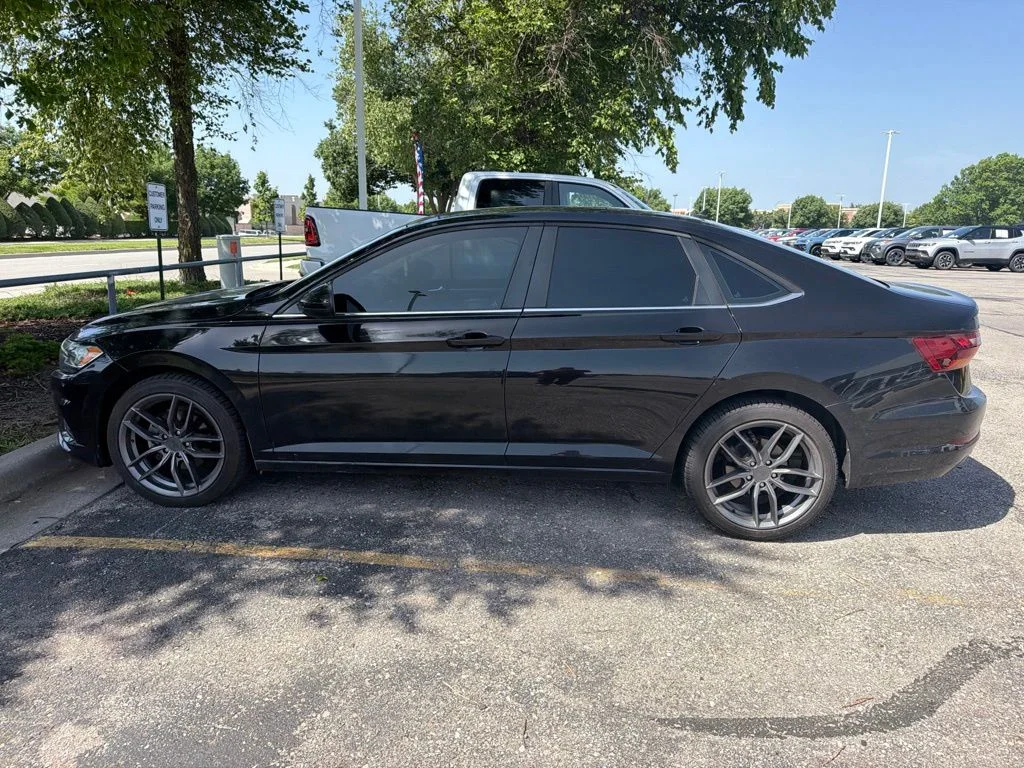 2019 Volkswagen Jetta 1.4T SE Auto's photo