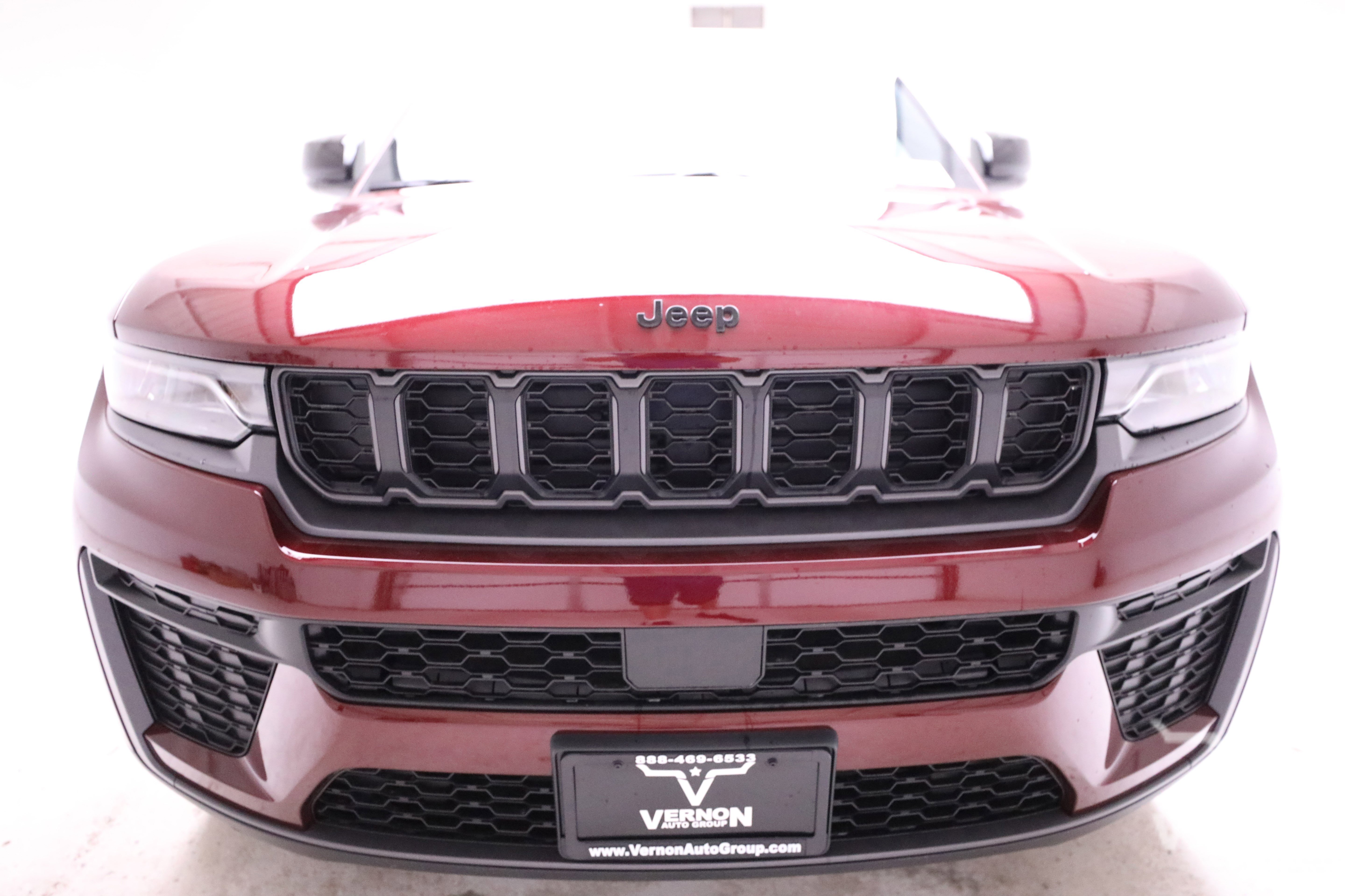 New 2026 Velvet Red Pearlcoat Jeep N image 8