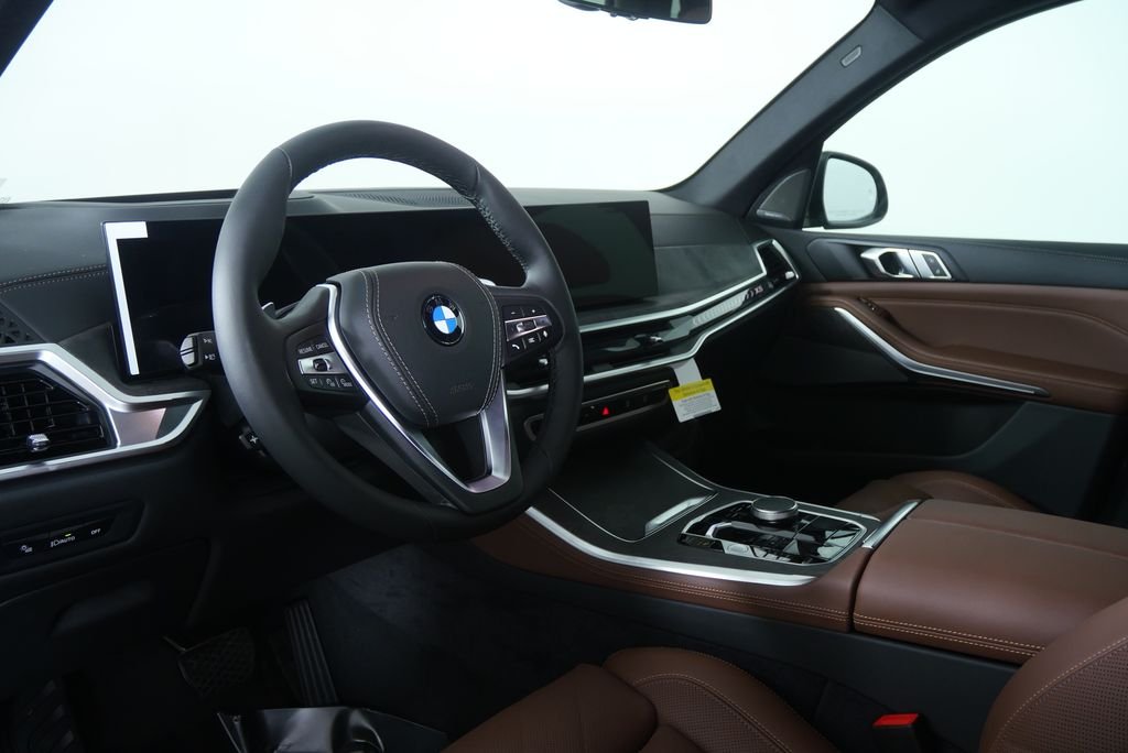 New 2026 Gray Metallic BMW sDrive40i image 13