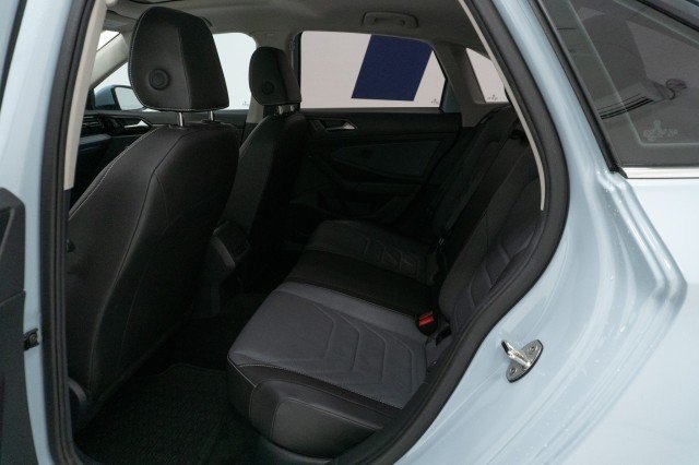 Used 2025 Monument Gray Volkswagen SEL image 19