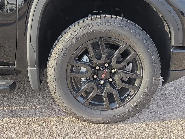 New 2026 Onyx Black GMC Elevation image 7