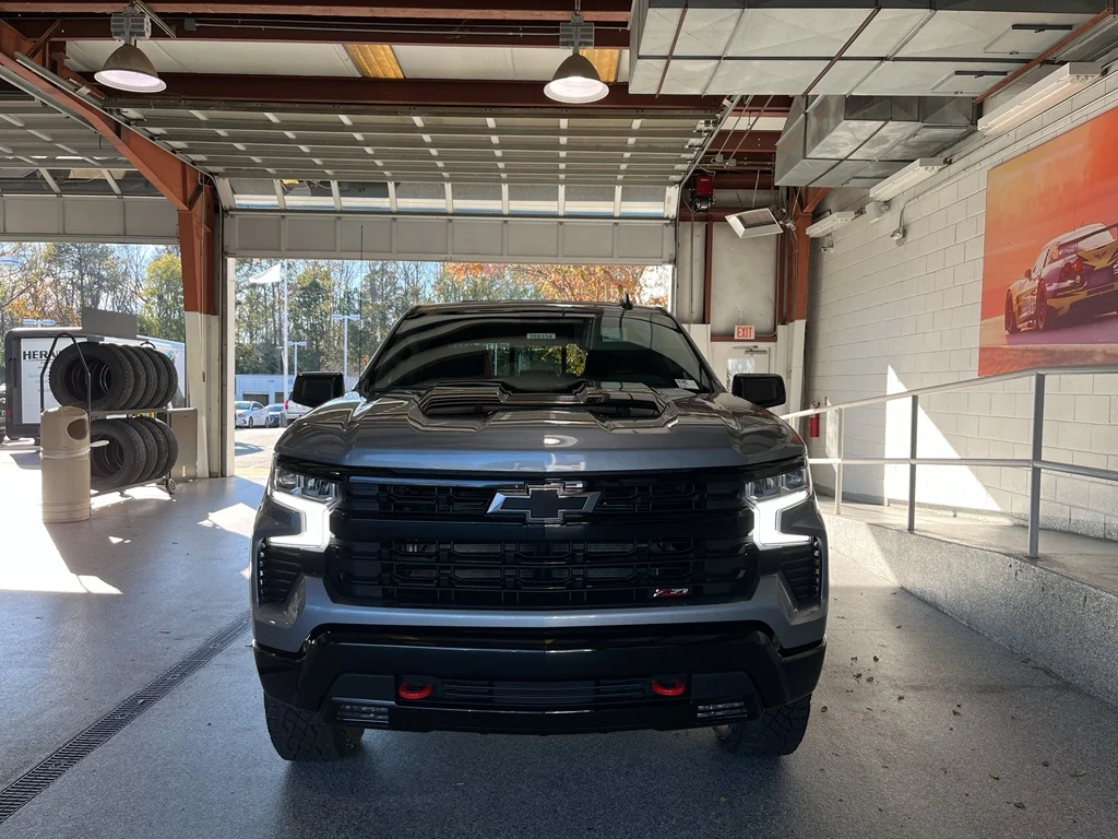 2026 Chevrolet Silverado 1500 LT Trail Boss - Photo 2