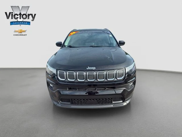 Used 2022 Jeep Compass Latitude with VIN 3C4NJDBB4NT156822 for sale in Kansas City