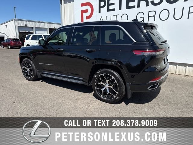 Used 2022 Black Jeep Summit Reserve image 6