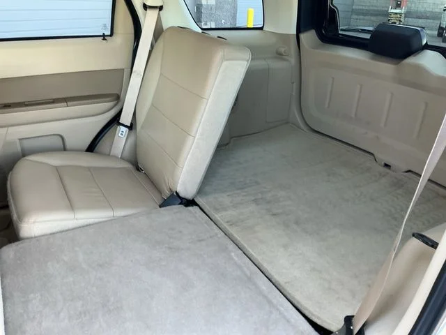 Used 2012 Steel Blue Metallic Ford Limited image 29