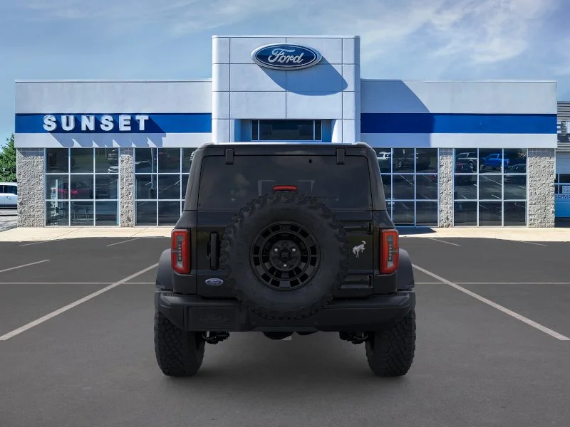 New 2026 Shadow Black Ford Badlands image 5