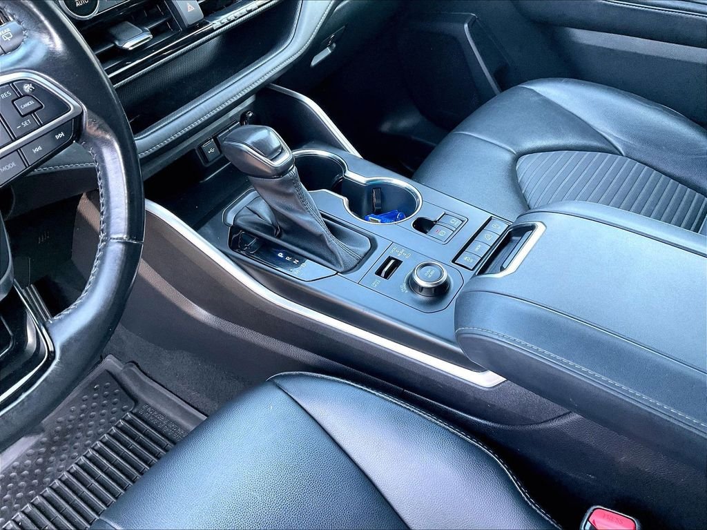 Used 2021 Blueprint Toyota XSE image 21