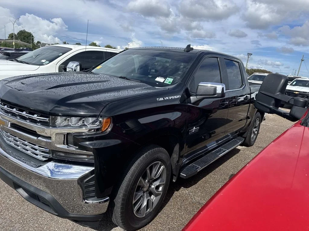Certified Used 2020 Black Chevrolet LT image 4