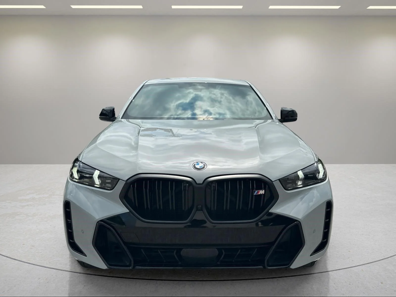 Used 2025  BMW M60i image 10