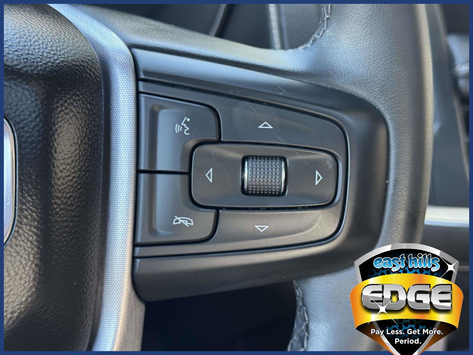 2023 GMC Yukon SLT - Photo 21