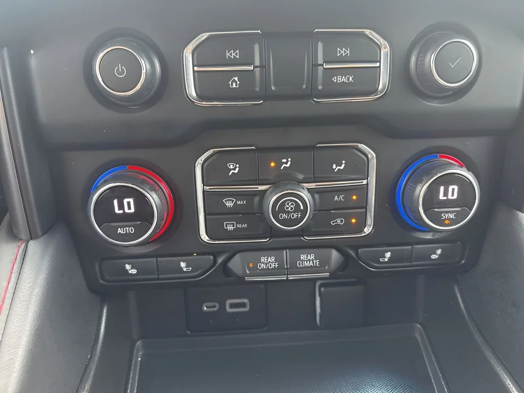 Used 2022 Gray Chevrolet RST image 27