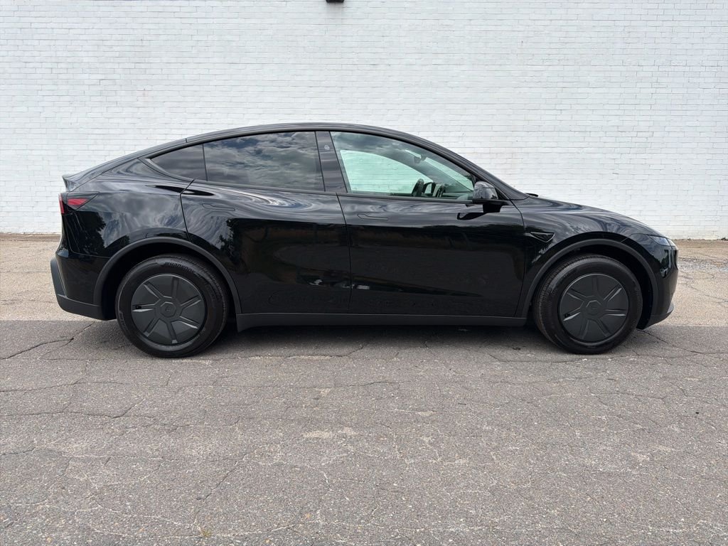 2026 Tesla Model Y Standard Rear Wheel Drive's photo