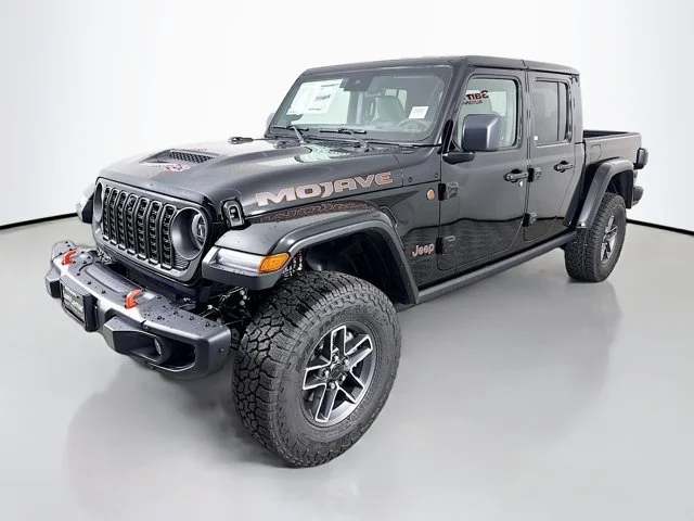 Used 2025 Black Jeep Mojave image 3