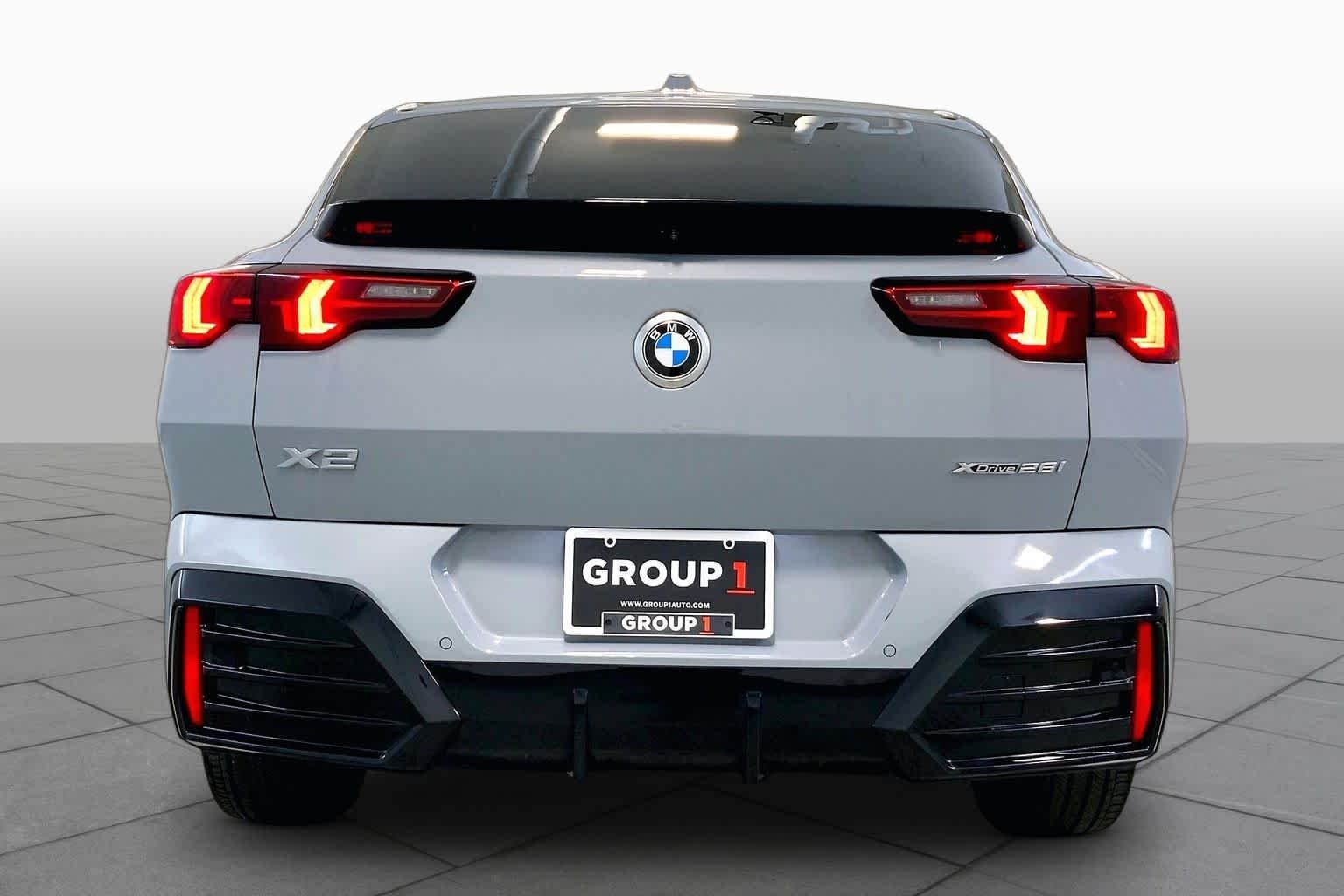 Used 2024 Brooklyn Grey Metallic BMW xDrive28i image 4