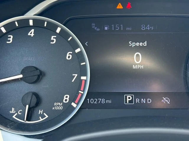 Used 2025 Gray Nissan SV image 16