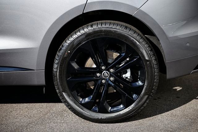 2026 Jaguar F-Pace R-Dynamic S - Photo 6