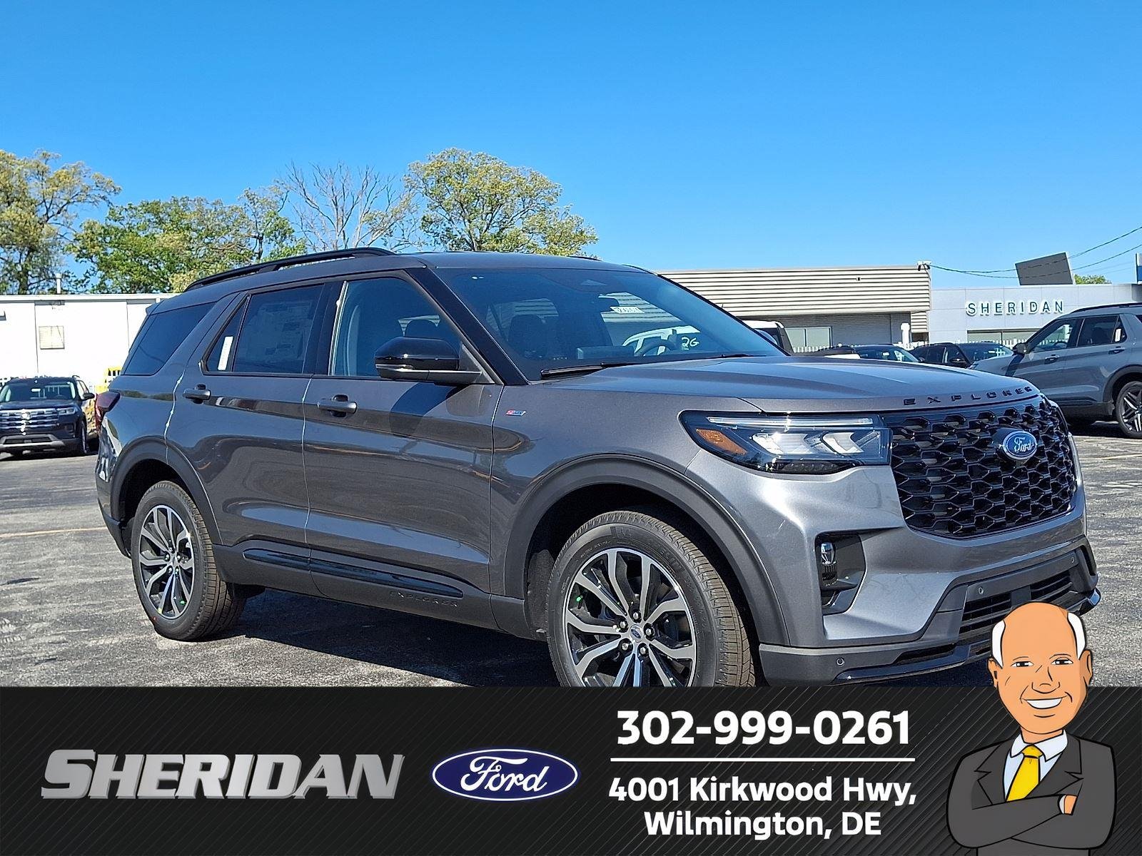 New 2026 Carbonized Gray Metallic Ford ST-Line image 1
