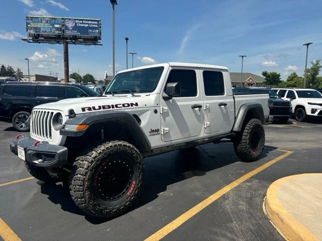 Used 2020 Bright White Clearcoat Jeep Rubicon image 3