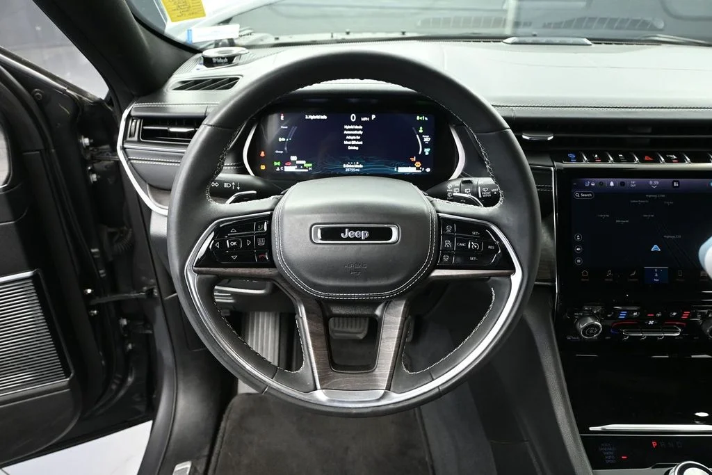 Used 2023 Gray Jeep Overland 4xe image 22