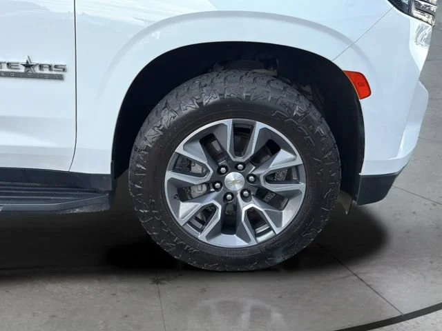 Used 2022 Summit White Chevrolet LT image 30