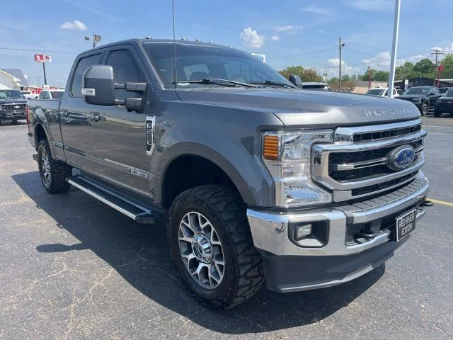 Used 2022 Gray Ford Lariat image 3