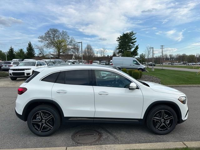 New 2026 Polar White Mercedes-Benz GLA 250 image 47