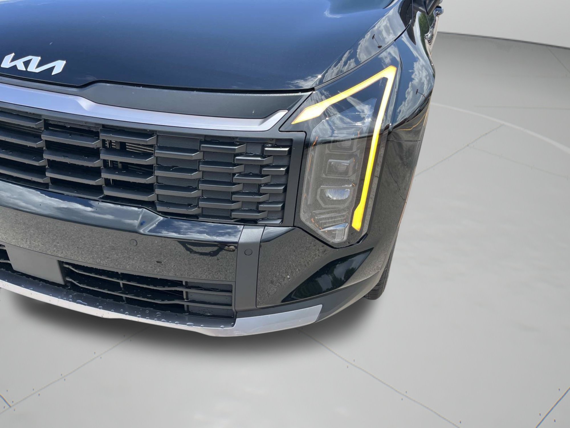 New 2026 Ebony Black Kia LX image 29