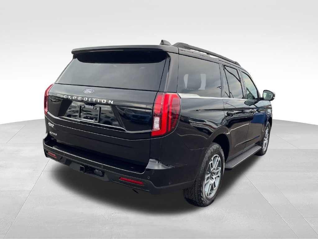 Used 2025 Black Ford Active image 5