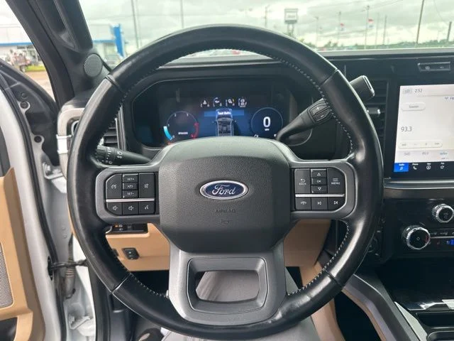 Used 2023 Oxford White Ford Lariat image 38