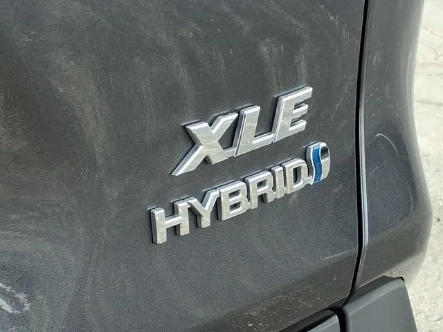 Used 2024 Gray Toyota XLE Premium image 22