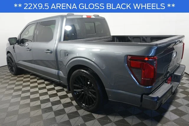 New 2026 Carbonized Gray Metallic Ford XLT image 5