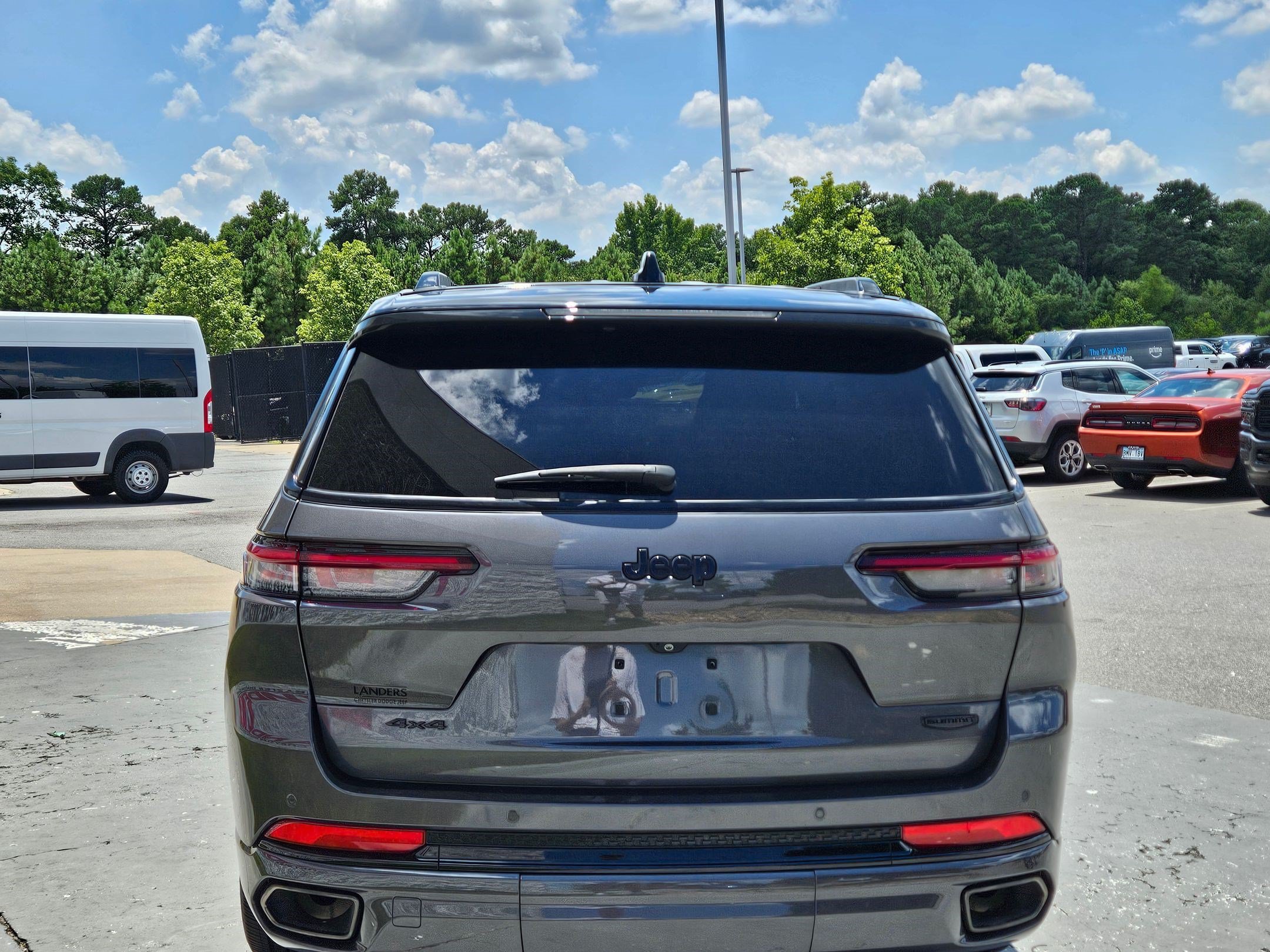 Used 2023 Baltic Gray Metallic Clearcoat Jeep Summit image 6