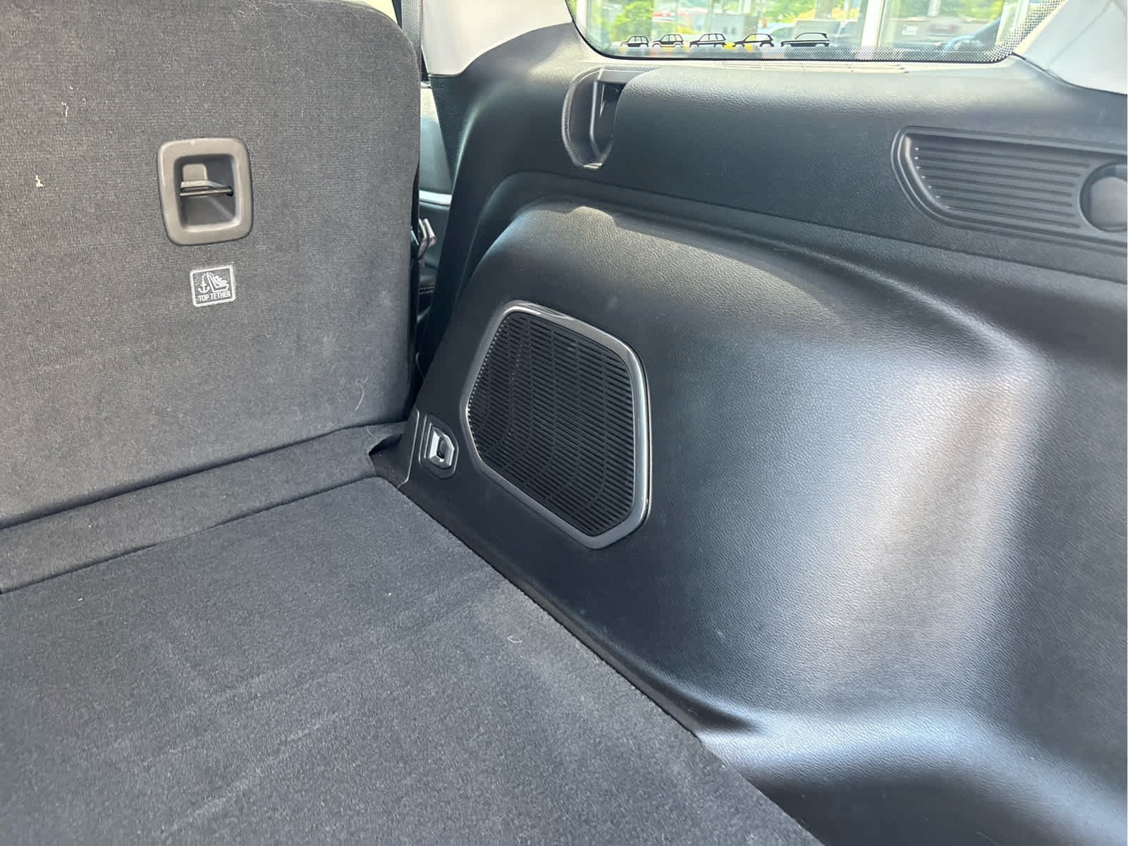 Used 2023 Diamond Black Crystal Pearlcoat Jeep Limited image 7