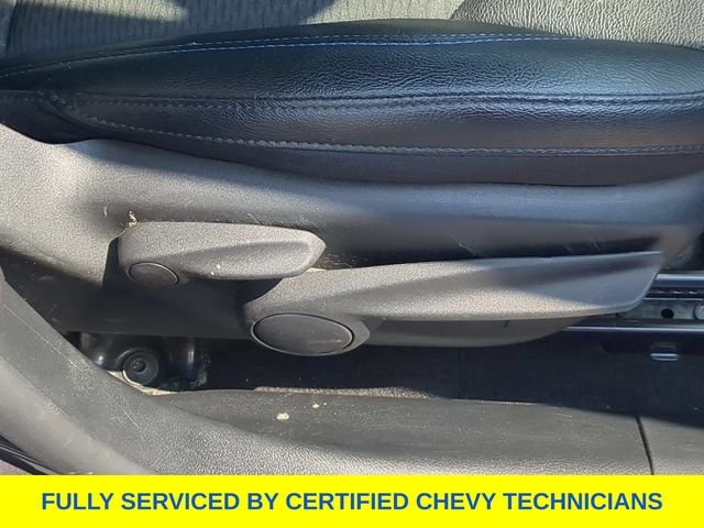 Used 2024 Gray Jeep Latitude image 45