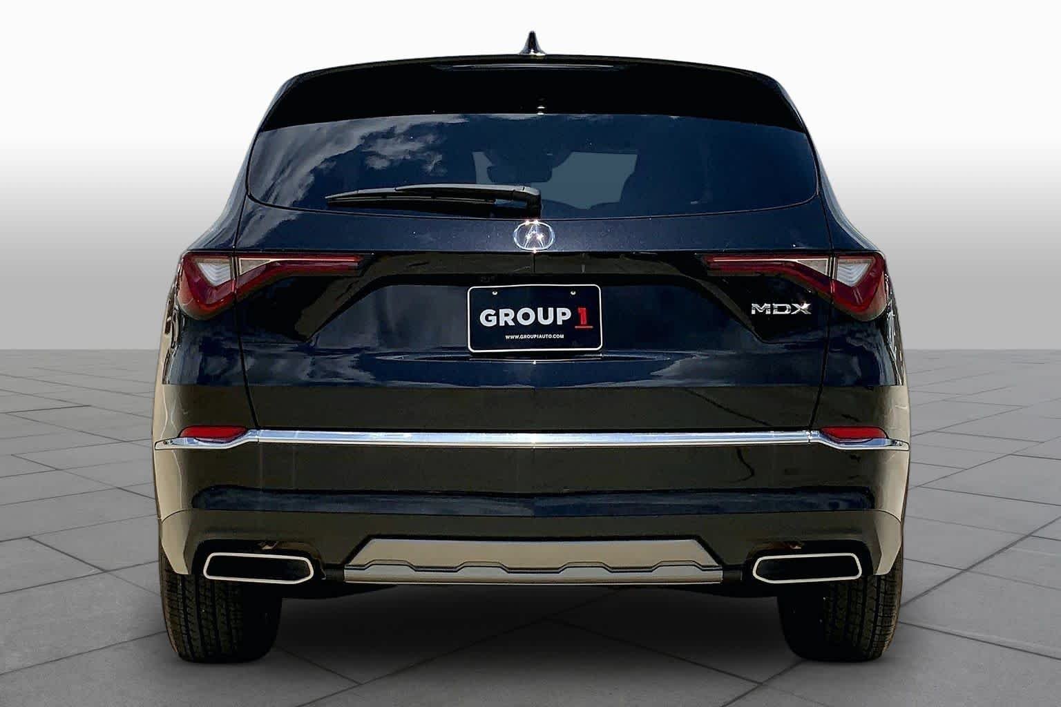 Used 2026 Majestic Black Pearl Acura  image 5