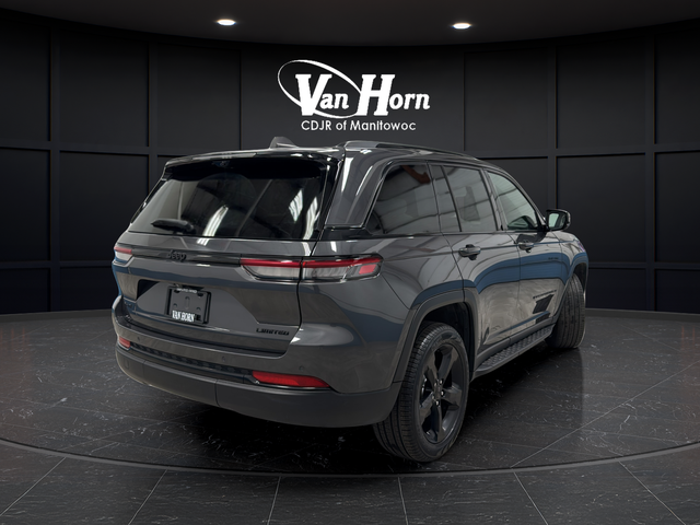 Used 2024 Baltic Gray Metallic Clearcoat Jeep Limited image 3