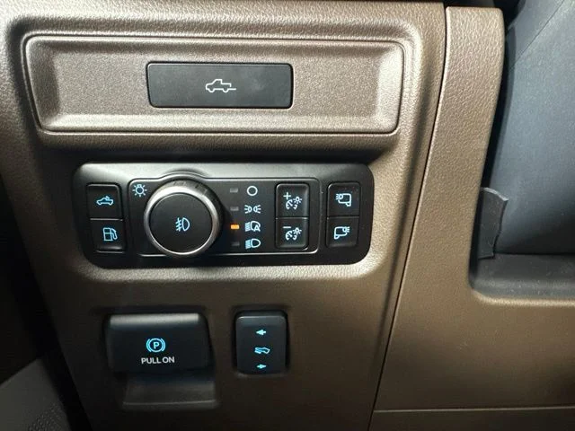 New 2026 Star White Metallic Tri-Coat Ford King Ranch image 20