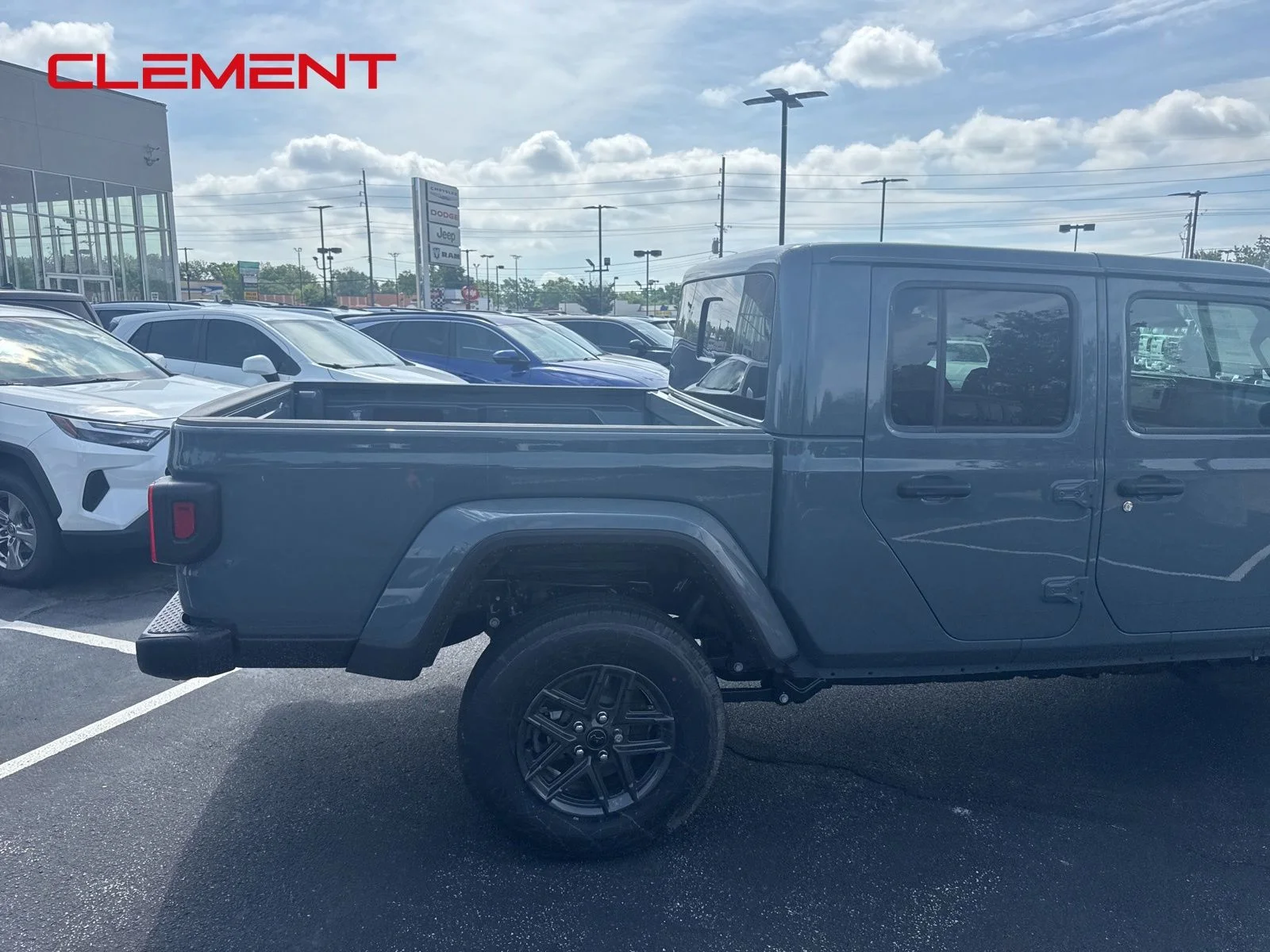 New 2026 Anvil Clear-Coat Exterior Paint Jeep Sport S image 9
