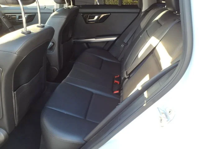 Used 2015 White Mercedes-Benz 4MATIC® image 13