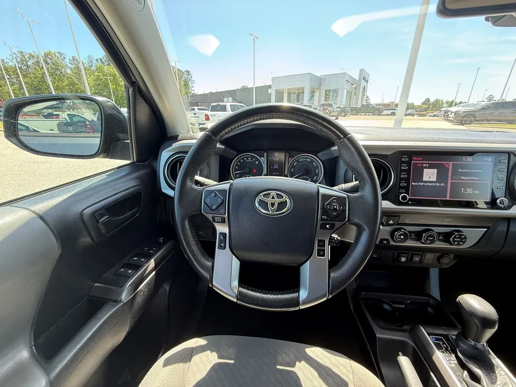 Used 2020 Gray Toyota SR5 image 16