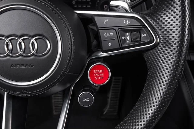 Used 2023 Ibis White/Black Roof Audi V10 performance image 34