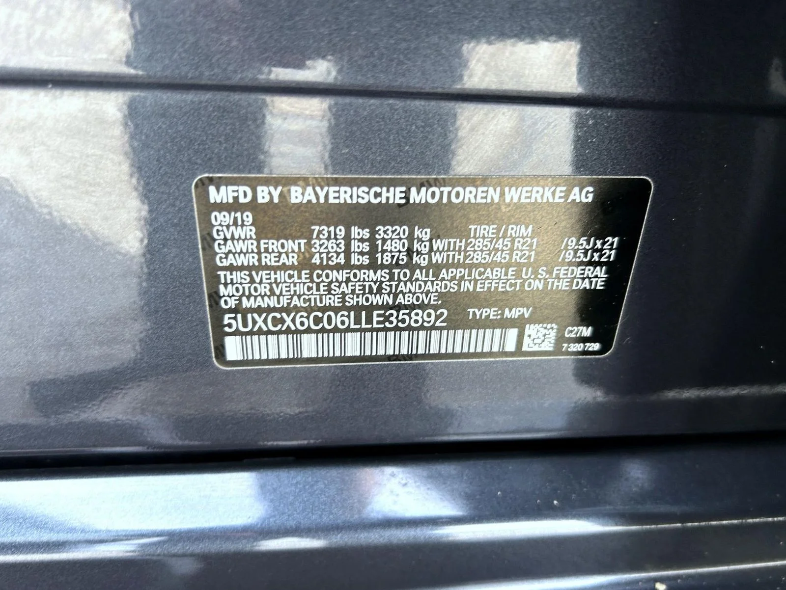 Used 2020 Gray BMW M50i image 25