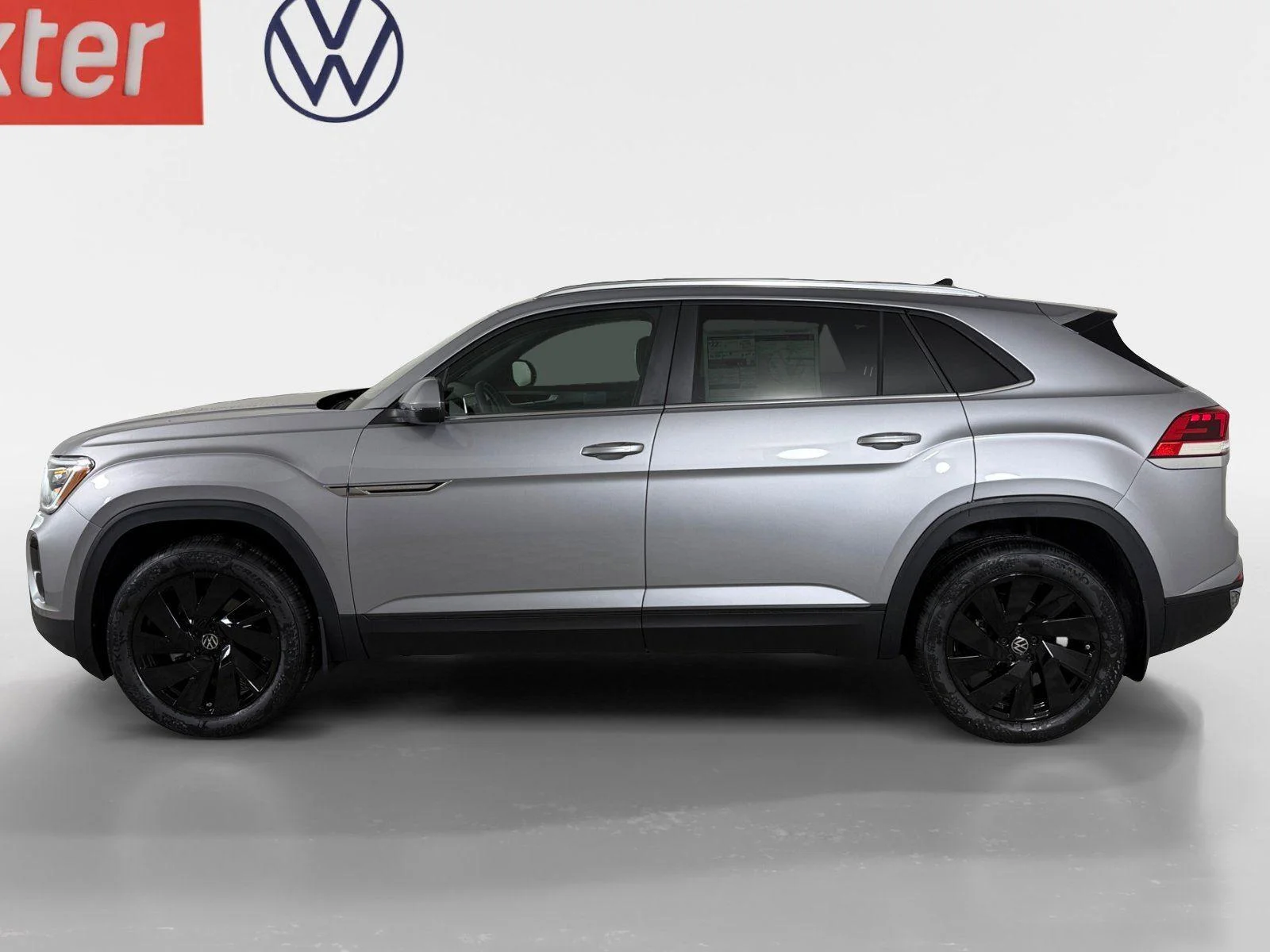 New 2026 SILVER MIST Volkswagen 2.0T SE w/Technology image 4