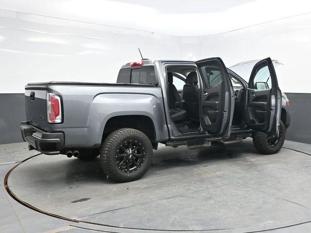 Used 2022 Gray GMC AT4 w/Leather image 38