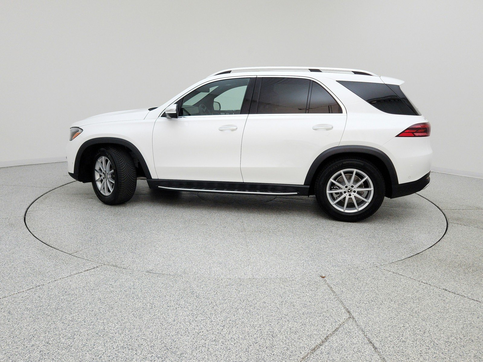 Certified Used 2026 Polar White Mercedes-Benz GLE 350 image 6