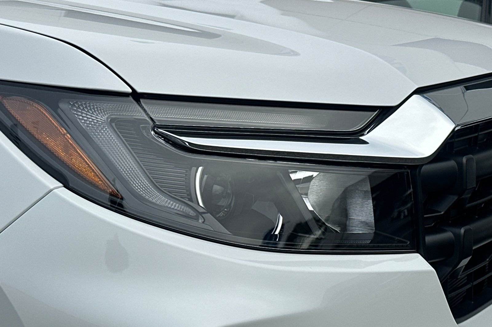 New 2026 Platinum White Pearl Honda RTL image 30