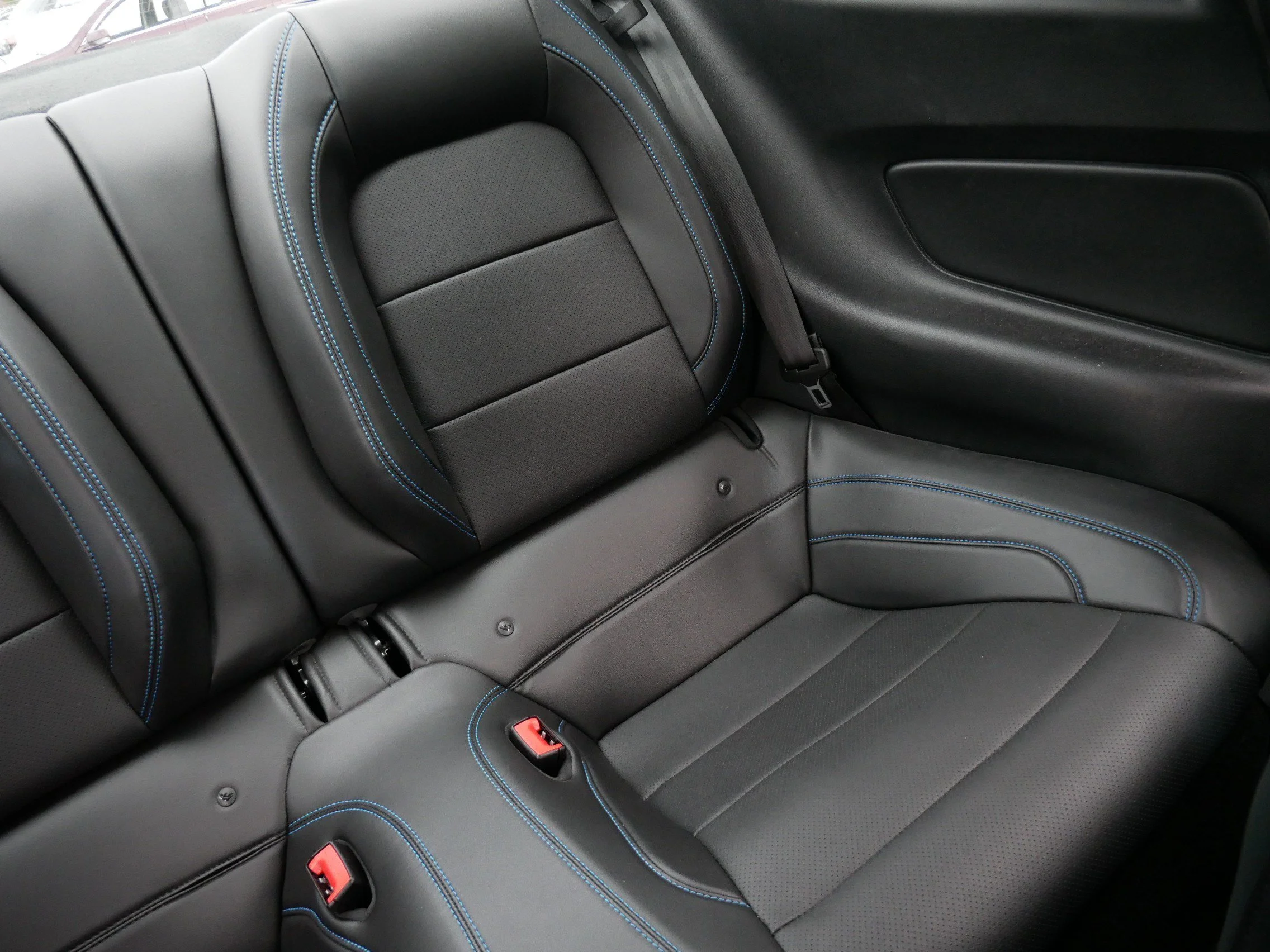 Used 2018 Magnetic Metallic Ford EcoBoost Premium image 14